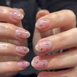 Mystic Nails Lounge 