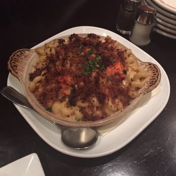 Wilde Bar & Restaurant - lobster mac n cheese - Pubs Near Me - Chicago, Illinois Wilde Bar & Restaurant - lobster mac n cheese - Pubs Near Me - Chicago, Illinois
