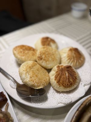 Full House Seafood by null