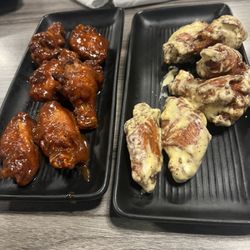 Benito’s 905 - 6 piece BBQ and Garlic Parm Wings