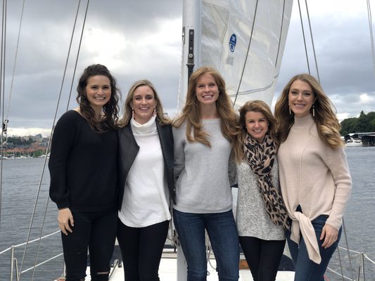 Boat Tours Seattle by null