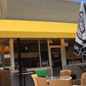BrewBurgers - Outside Brewburgers - American Near Me - Venice, Florida