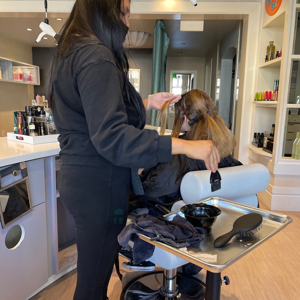 Halo Blow Dry Bars - Working away! - Blow Dry/Out Services Near Me - Burlingame, California Halo Blow Dry Bars - Working away! - Blow Dry/Out Services Near Me - Burlingame, California