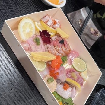 Sushi Kashiwa - Sashimi combo - Sushi Bars Near Me - Pacifica, California Sushi Kashiwa - Sashimi combo - Sushi Bars Near Me - Pacifica, California