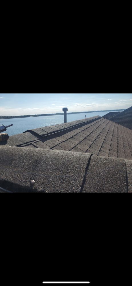 Slide of Randal’s Roofing