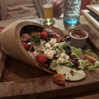 Almresi Vail - Mountain salad - German Near Me - Vail, Colorado