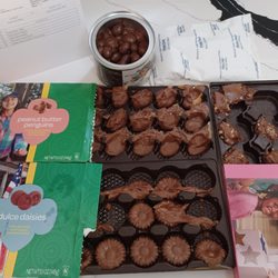 Trophy Nut Company - All the melted, messy chocolate Trophy Nut shipped me, along with the utterly useless "ice brick" in the box