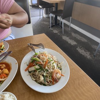 A Saigon Cafe - Vietnamese Near Me - Wailuku, Hawaii A Saigon Cafe - Vietnamese Near Me - Wailuku, Hawaii