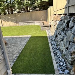 Custom Pavers & Design