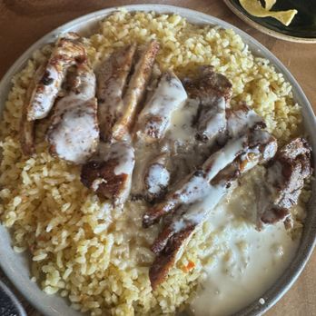 Tlahcos - Arroz con pollo lunch special - Mexican Near Me - Plainfield, Indiana