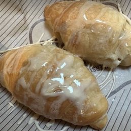 Pre-meal honey butter croissants