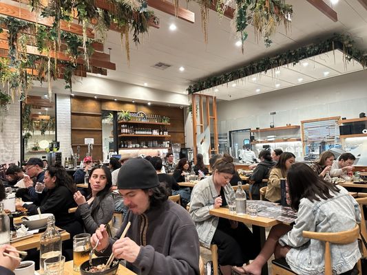 RAKIRAKI Ramen & Tsukemen by null