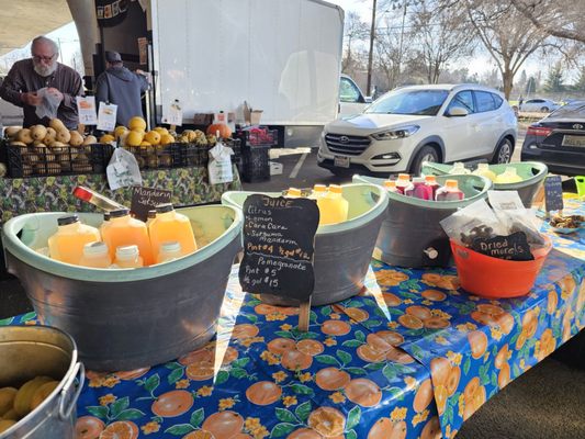 Sacramento’s Sunday Certified Farmers Market by null