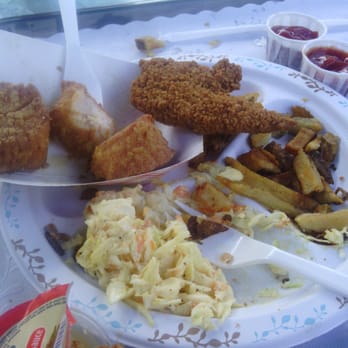 The Clam Box - Scallops and chicken finger plate - Seafood Near Me - Quincy, Massachusetts The Clam Box - Scallops and chicken finger plate - Seafood Near Me - Quincy, Massachusetts