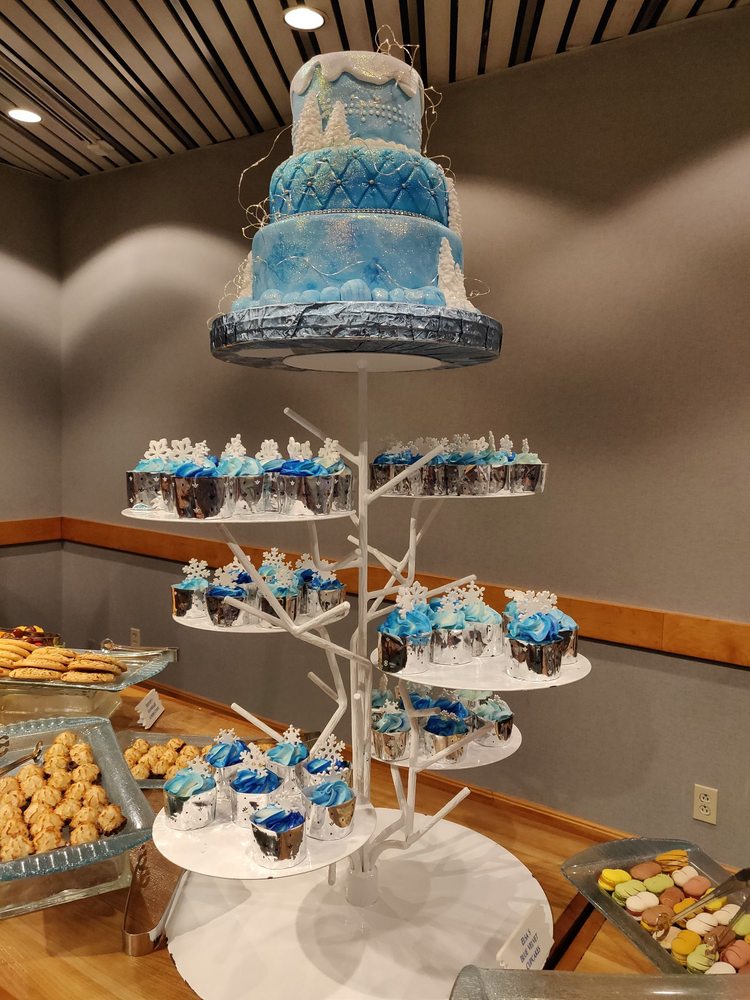 FROZEN EVER AFTER DESSERT PARTY AT EPCOT WORLD SHOWCASE Updated June