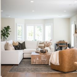 Chic Interiors
