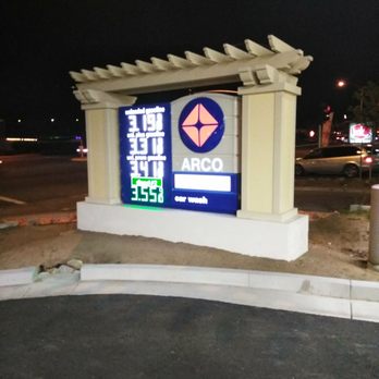 Arco AM/PM - 3.19, 3.31, 3.41 - Gas Stations Near Me - Riverside, California Arco AM/PM - 3.19, 3.31, 3.41 - Gas Stations Near Me - Riverside, California