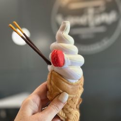 Snowtime - The reason I'm here... Soft serve fish cone