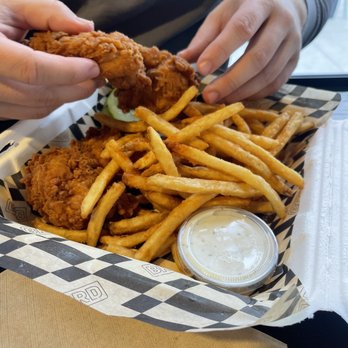 R. House - BRD Chicken Tenders - Bars Near Me - Baltimore, Maryland