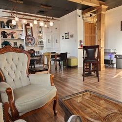 Jacked Up Coffee Bar - Seating area