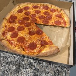 Rocco's NY Pizza - Great Pie! New to Vegas and this is one of the best pizzas I've had yet.