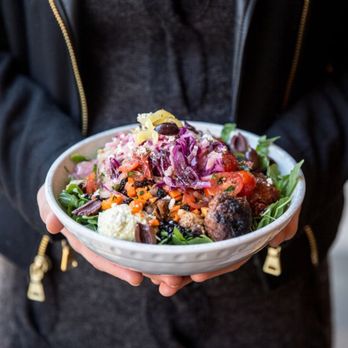 CAVA - Mediterranean Near Me - Santa Monica, California