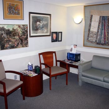 Ehrlich Dental Associates - Reception Area - Dentists Near Me - Brookline, Massachusetts Ehrlich Dental Associates - Reception Area - Dentists Near Me - Brookline, Massachusetts