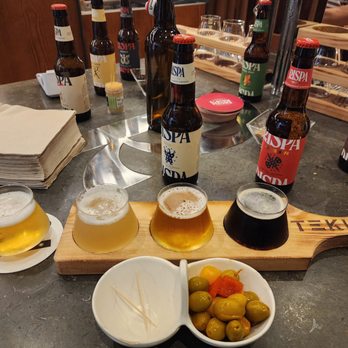 RISPA GIRONA - Beer Bar Near Me - Girona, GI
