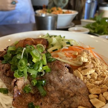 Pho King - Beef vermicelli bowl - Vietnamese Near Me - Oakland, California Pho King - Beef vermicelli bowl - Vietnamese Near Me - Oakland, California