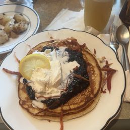 Lemon blueberry pancakes Lemon blueberry pancakes