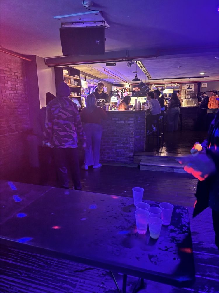 Social spots from Lot 10