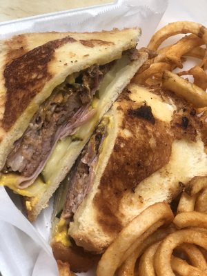 Chrissy's Cravings by null