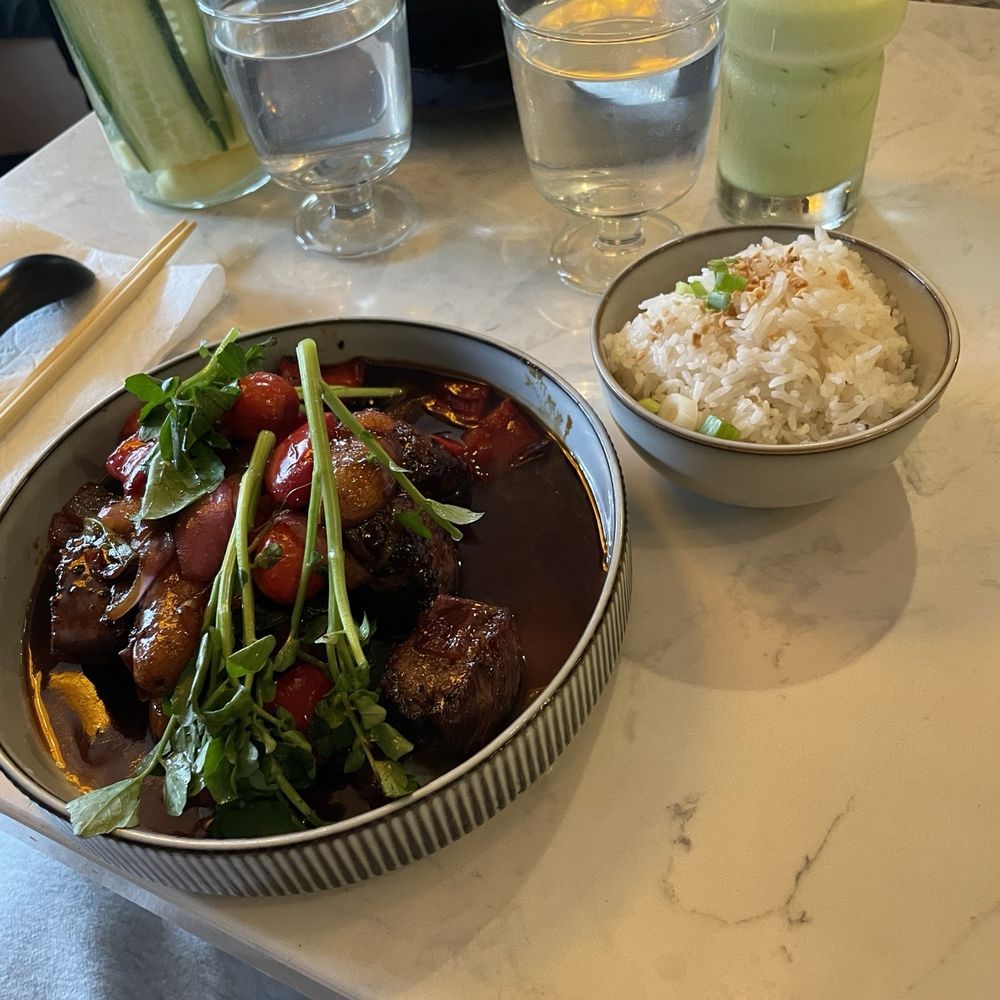 Ginger and Lemongrass - Shaken Beef - Vietnamese Near Me - Whitestone, New York Ginger and Lemongrass - Shaken Beef - Vietnamese Near Me - Whitestone, New York