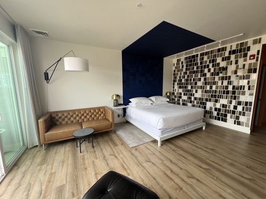 Skyview Hotel by null