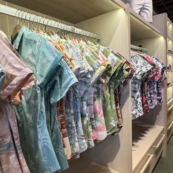 Kahala - Haleiwa - Men's Clothing Near Me - Haleiwa, Hawaii
