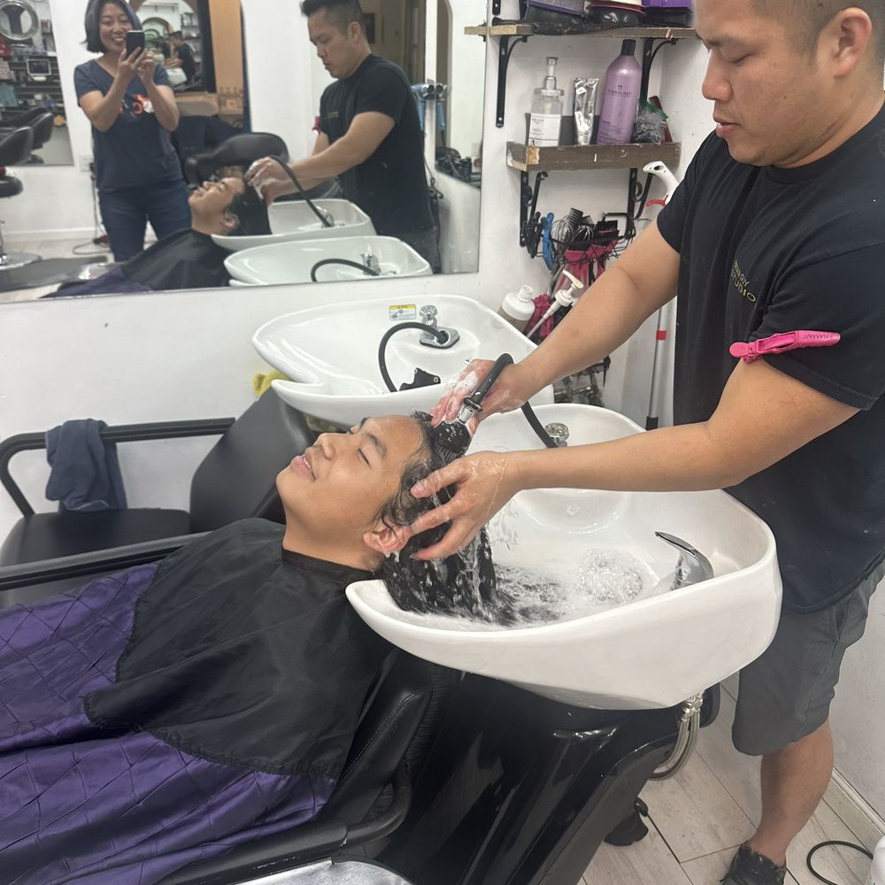Brian Guy Studio 14 - Who doesn't like their hair being washed? - Hair Stylists Near Me - Irvine, California Brian Guy Studio 14 - Who doesn't like their hair being washed? - Hair Stylists Near Me - Irvine, California