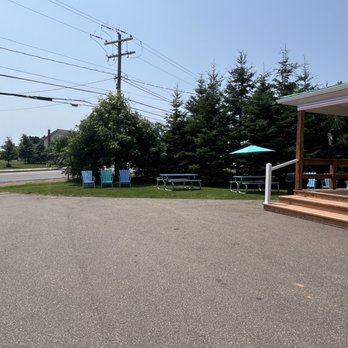 Somerset Ice Cream Bar - Ice Cream & Frozen Yogurt Near Me - Kinkora, Prince Edward Island Somerset Ice Cream Bar - Ice Cream & Frozen Yogurt Near Me - Kinkora, Prince Edward Island