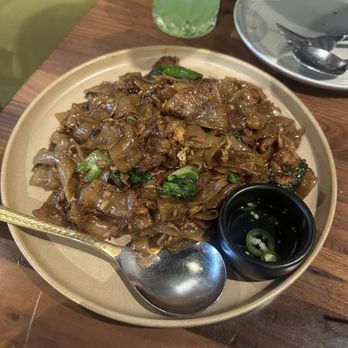 Hanuman Thai Eatery - Pad See Ew - Thai Near Me - Costa Mesa, California