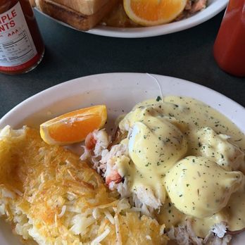 Lowell's Restaurant - American Near Me - Seattle, Washington Lowell's Restaurant - American Near Me - Seattle, Washington