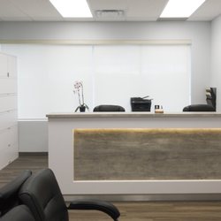 Allan Hum, OD - Reception Desk