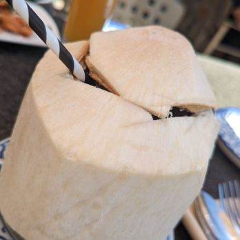 Pineapple Thai - Fresh coconut - Thai Near Me - Cupertino, California