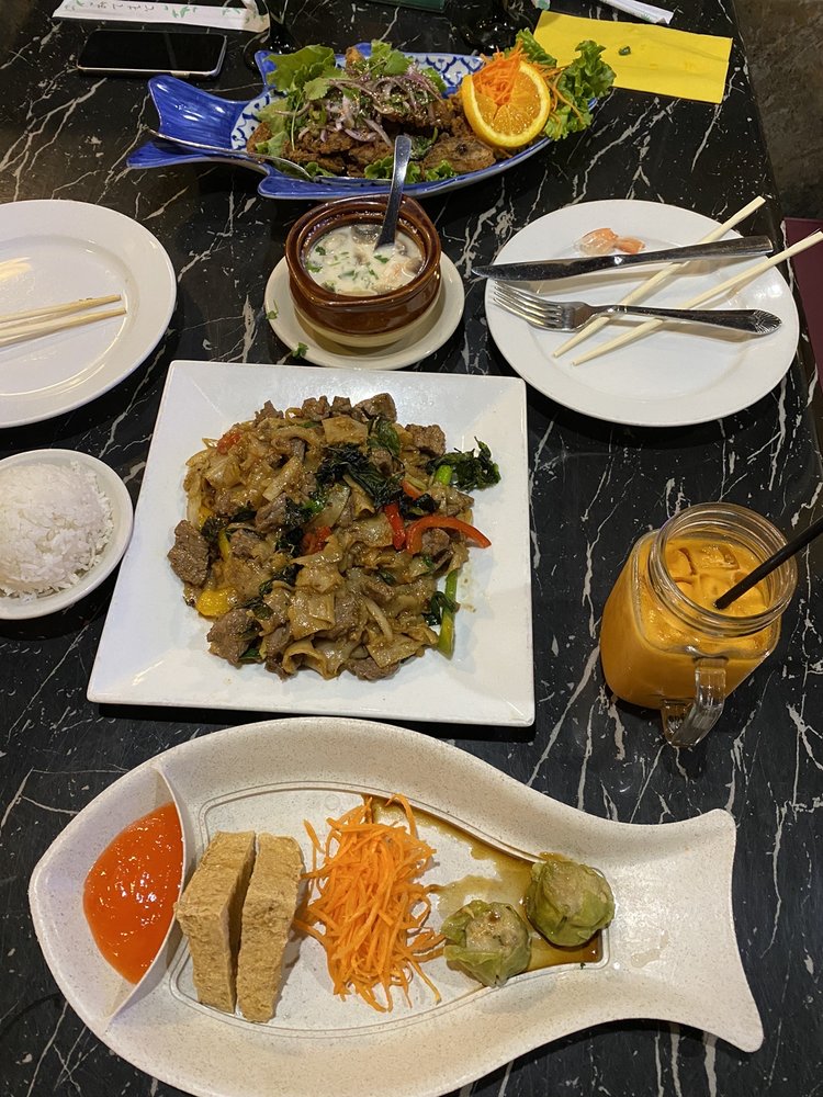 Thai Staunton Restaurant