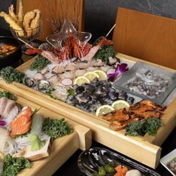 Moon Beach Sashimi & Grill