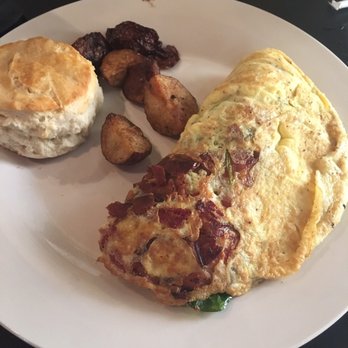 Maxine's On Shine - My not shrimp omelet. - New American Near Me - Orlando, Florida