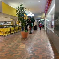 Denman Place Mall