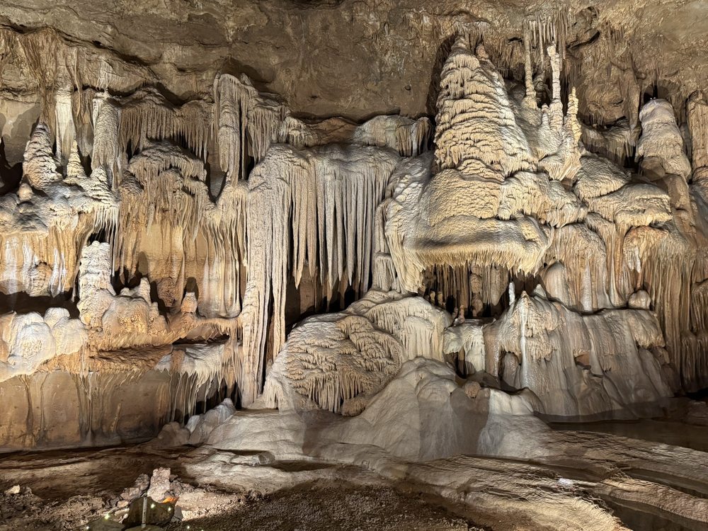 Cave Without A Name Logo