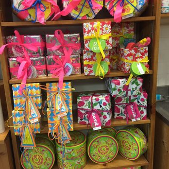 Lush Cosmetics - Cosmetics & Beauty Supply Near Me - White Plains, New York
