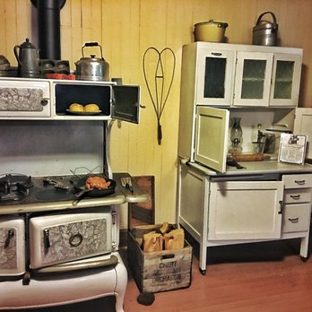 Belair Stable Museum - Kitchen in Stable Master's Apartment - Museums Near Me - Bowie, Maryland