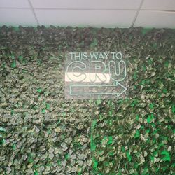 Cru Lounge - Fort Worth - Follow the sign
