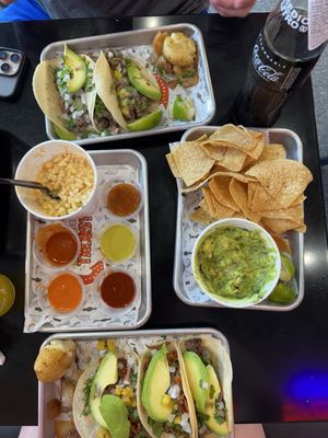 Donde Los Tacos by null